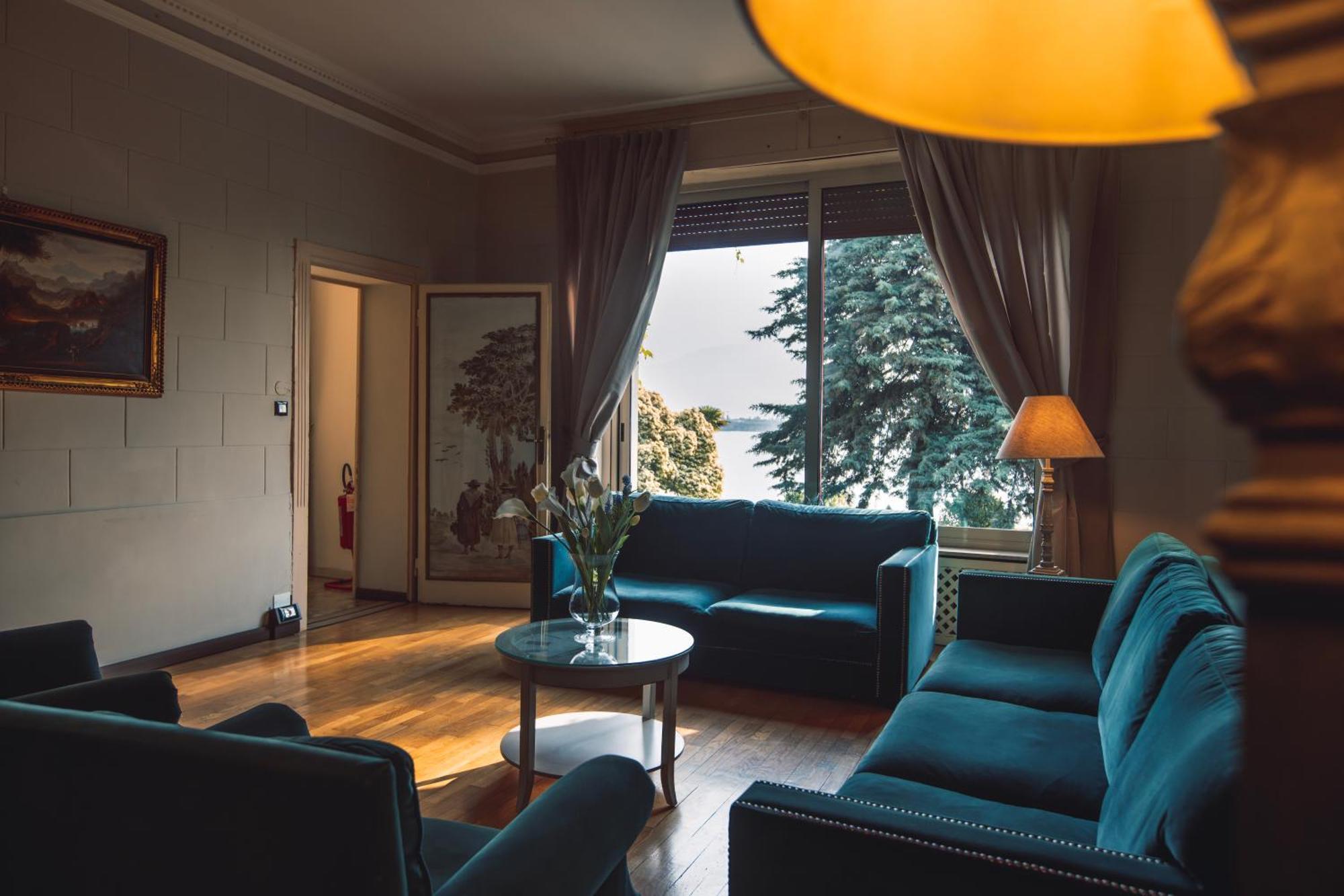 Mimosa Au - Estella Italia