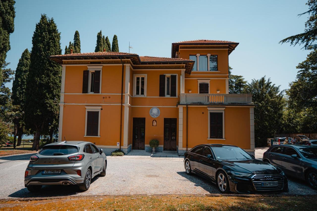 Mimosa Au - Estella Italia * Toscolano-Maderno